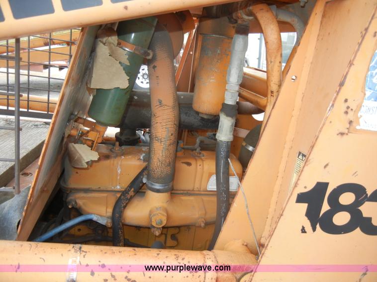 image for item D4130 1981 Case 1835 skid steer