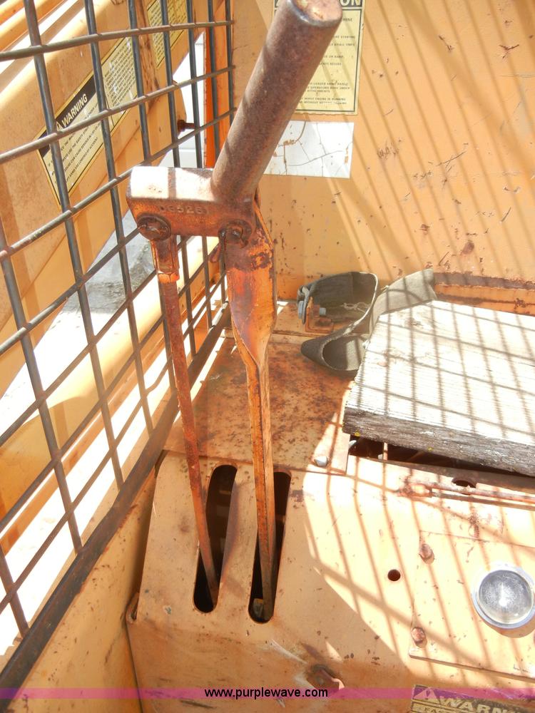 image for item D4130 1981 Case 1835 skid steer