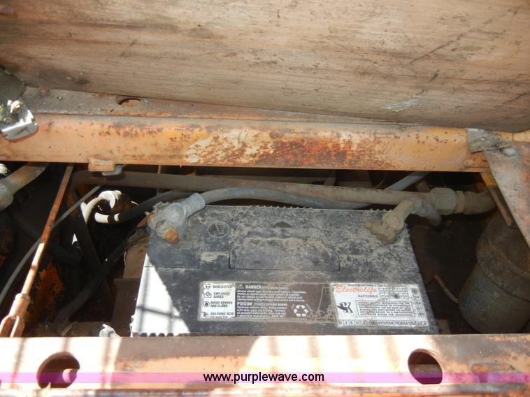 image for item D4130 1981 Case 1835 skid steer