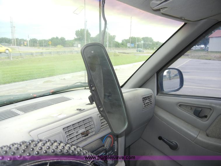 image for item D4141 1995 Chevrolet S10 pickup truck