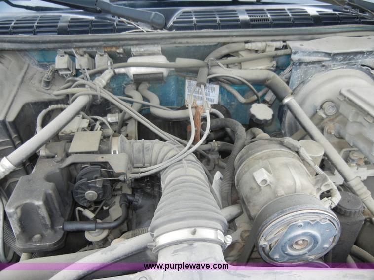 image for item D4141 1995 Chevrolet S10 pickup truck