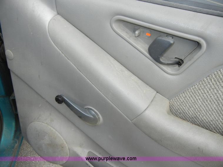 image for item D4141 1995 Chevrolet S10 pickup truck