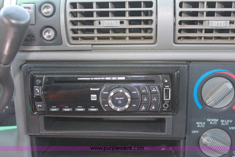 image for item D5115 1995 Chevrolet Blazer LT