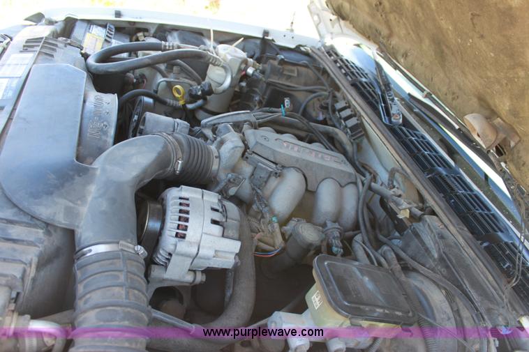 image for item D5115 1995 Chevrolet Blazer LT