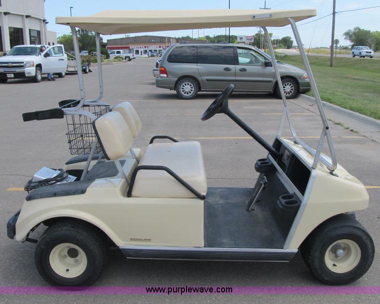image for item D6573 1999 Ingersoll Rand Club Car golf cart