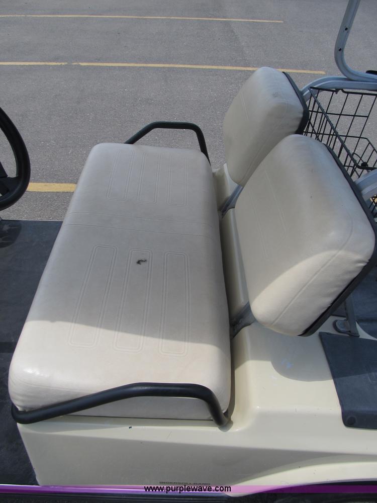 image for item D6573 1999 Ingersoll Rand Club Car golf cart