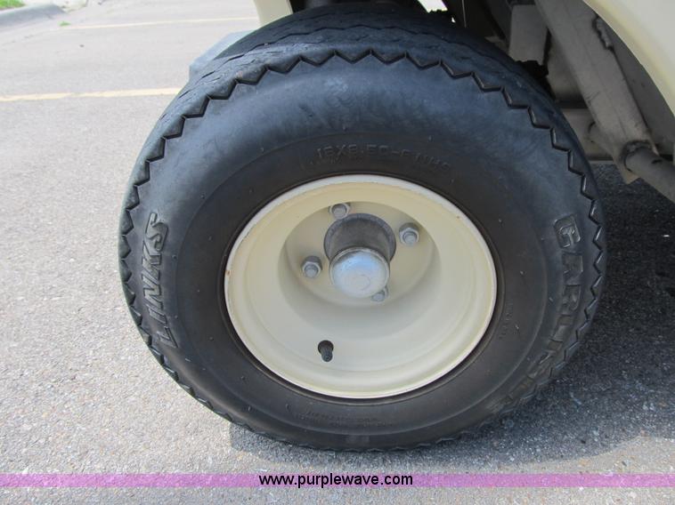 image for item D6573 1999 Ingersoll Rand Club Car golf cart