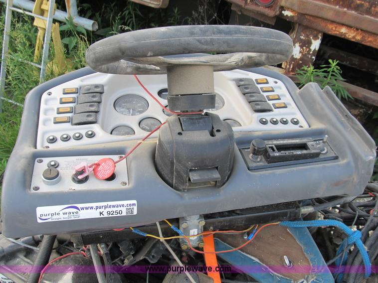 image for item K9250 Mercruiser 350 HP Chevrolet boat engine