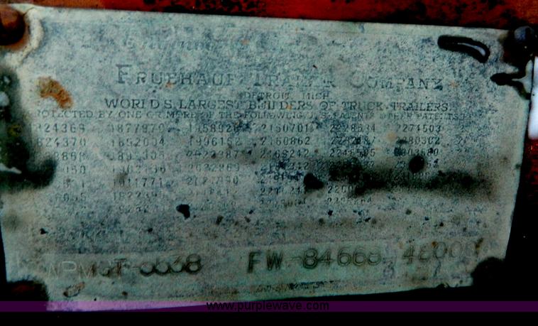 image for item M9774 1953 Fruehauf trailer