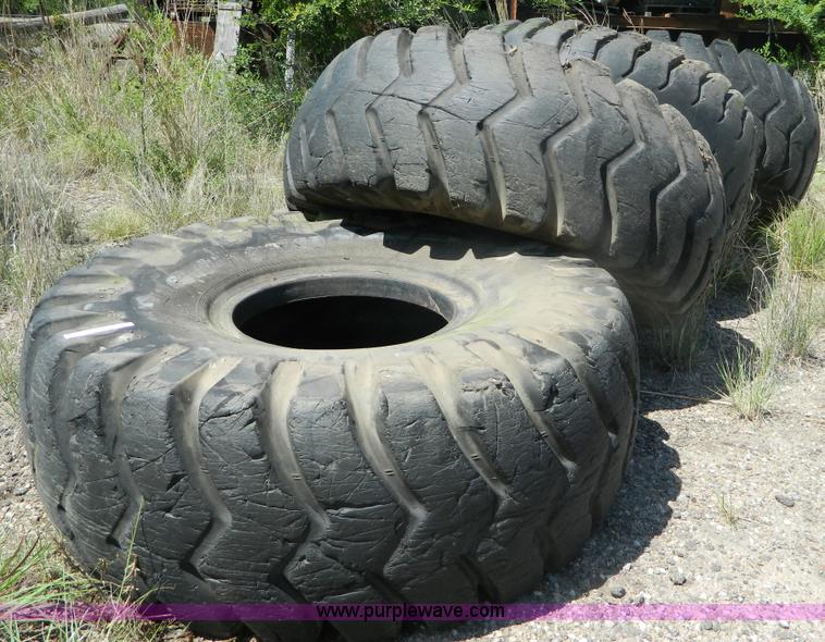image for item M9795 (4) 26.5-25 rock tires
