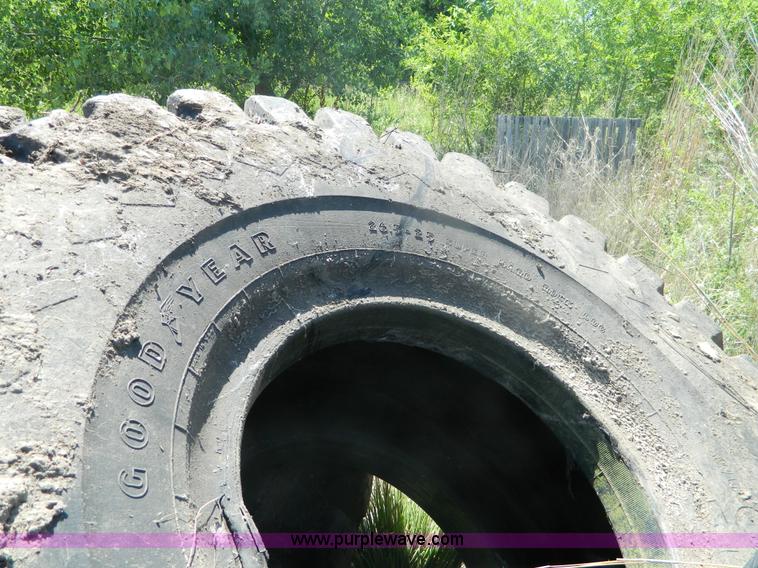 image for item M9795 (4) 26.5-25 rock tires