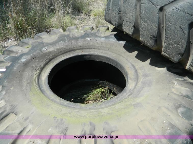 image for item M9795 (4) 26.5-25 rock tires