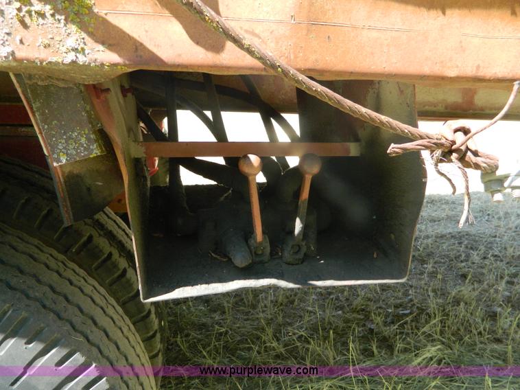 image for item M9804 1961 Gold Comet Reo flatbed truck