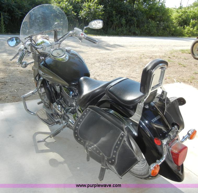 image for item N9795 2003 Yamaha V-Star Classic motorcycle