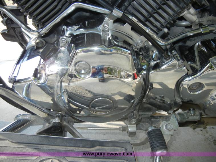 image for item N9795 2003 Yamaha V-Star Classic motorcycle