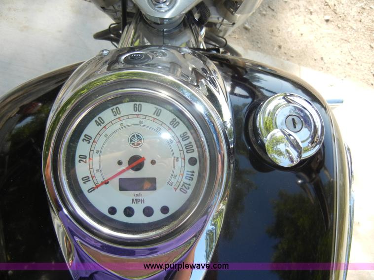 image for item N9795 2003 Yamaha V-Star Classic motorcycle