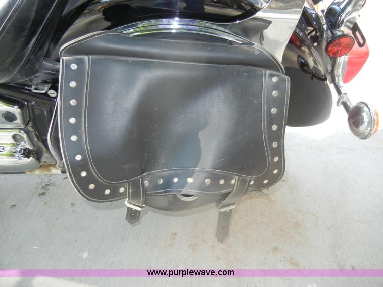 image for item N9795 2003 Yamaha V-Star Classic motorcycle