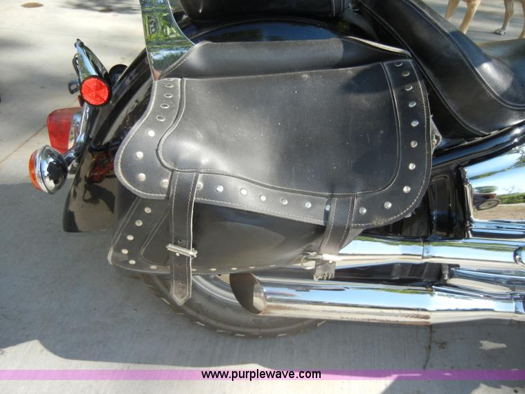 image for item N9795 2003 Yamaha V-Star Classic motorcycle