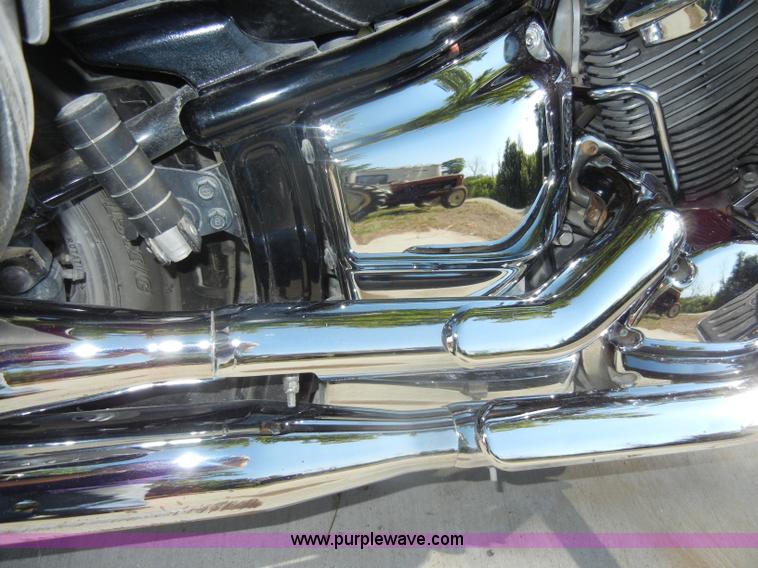 image for item N9795 2003 Yamaha V-Star Classic motorcycle