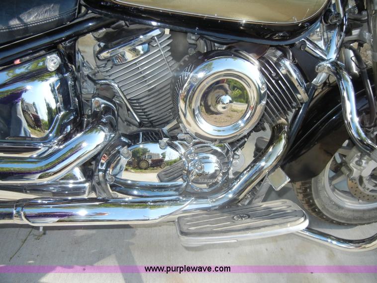 image for item N9795 2003 Yamaha V-Star Classic motorcycle