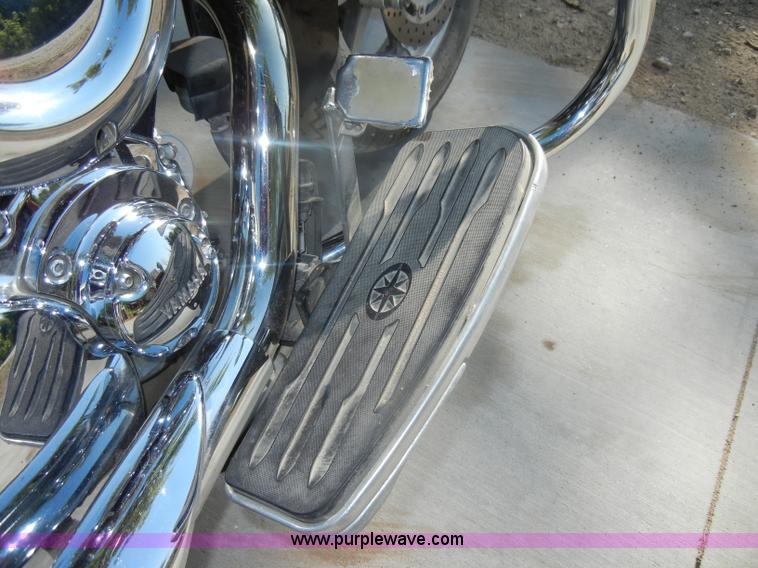 image for item N9795 2003 Yamaha V-Star Classic motorcycle