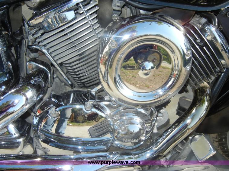 image for item N9795 2003 Yamaha V-Star Classic motorcycle