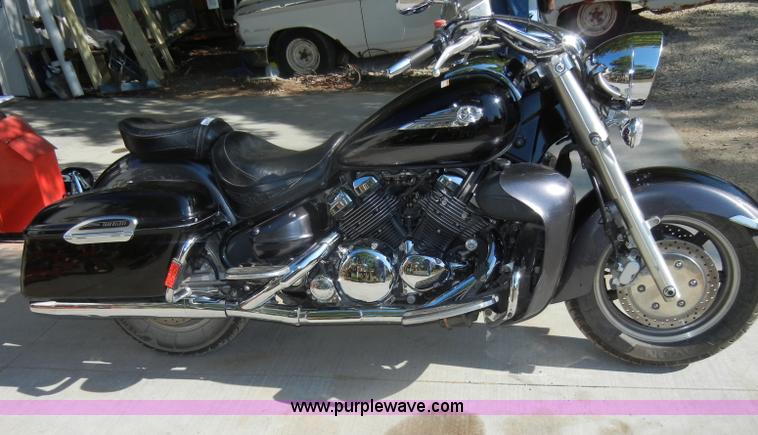 image for item N9796 2005 Yamaha Royal Star Tour Deluxe motorcycle