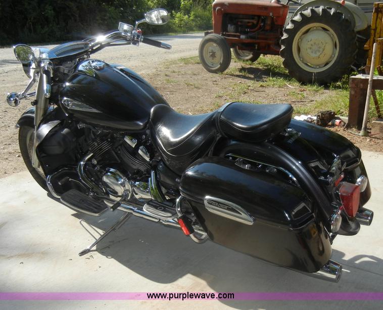 image for item N9796 2005 Yamaha Royal Star Tour Deluxe motorcycle