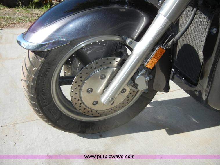 image for item N9796 2005 Yamaha Royal Star Tour Deluxe motorcycle