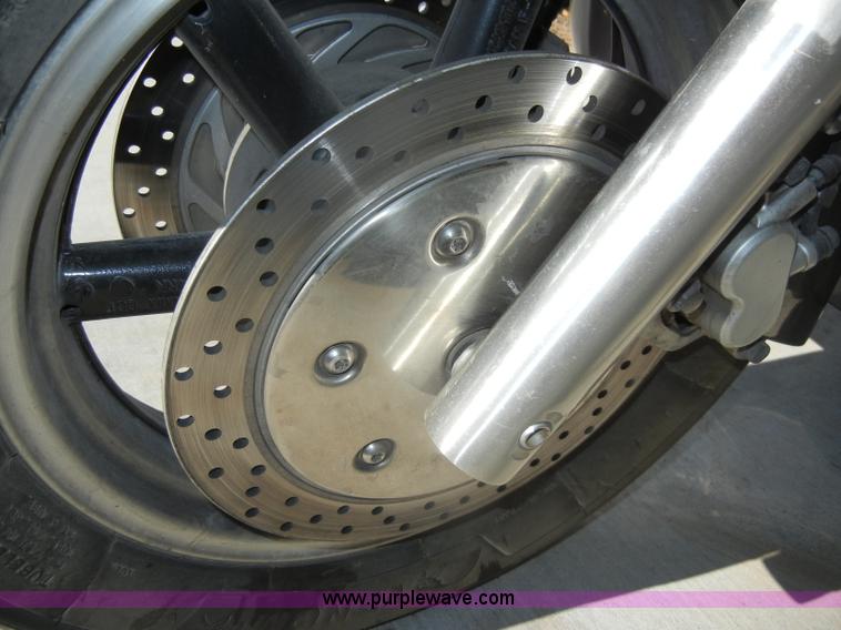 image for item N9796 2005 Yamaha Royal Star Tour Deluxe motorcycle