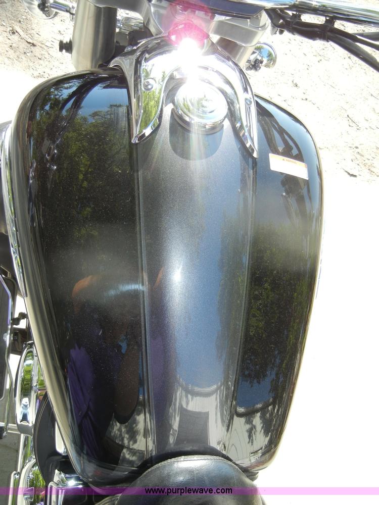 image for item N9796 2005 Yamaha Royal Star Tour Deluxe motorcycle