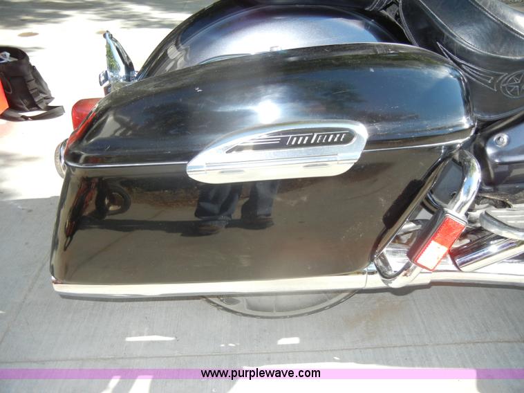 image for item N9796 2005 Yamaha Royal Star Tour Deluxe motorcycle