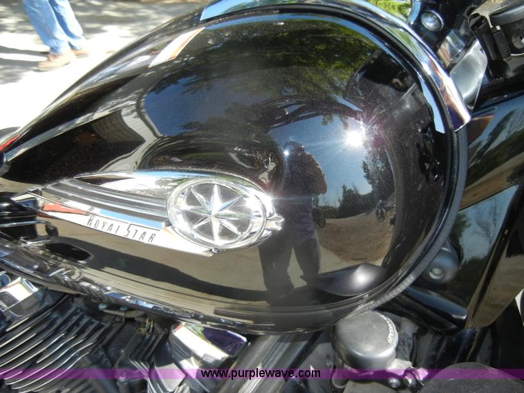image for item N9796 2005 Yamaha Royal Star Tour Deluxe motorcycle
