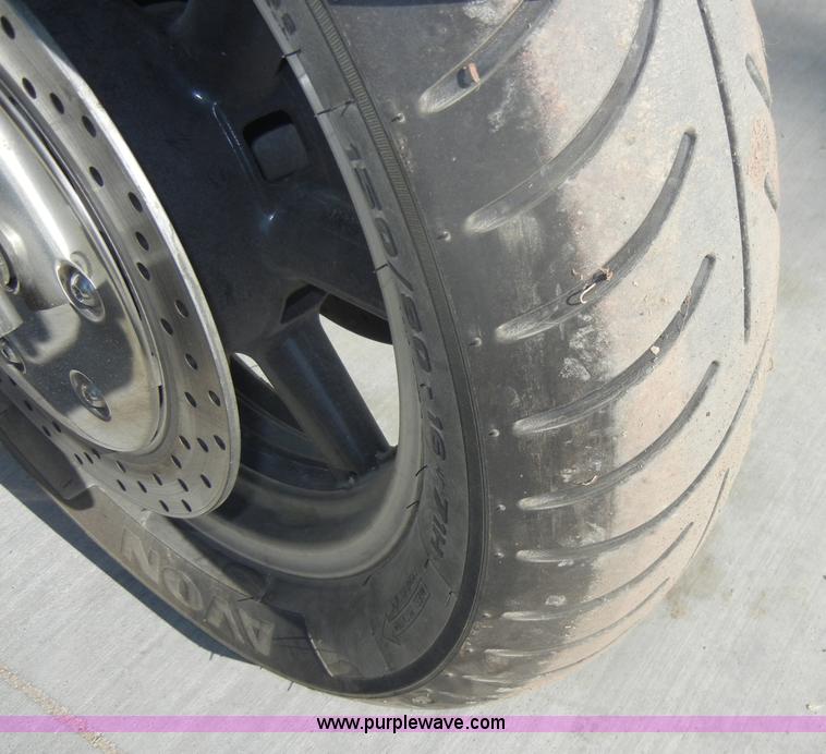 image for item N9796 2005 Yamaha Royal Star Tour Deluxe motorcycle