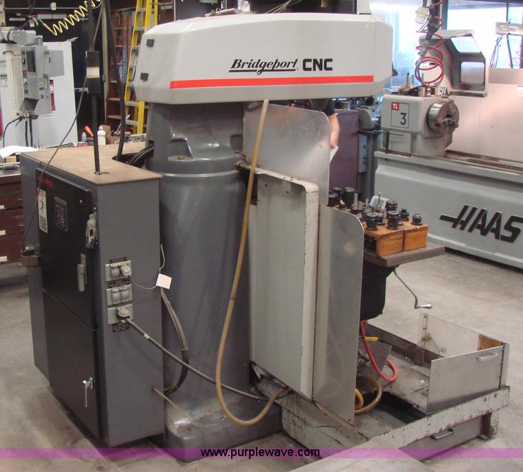 image for item R9519 1984 Bridgeport VMC Series II R2E4 CNC machine