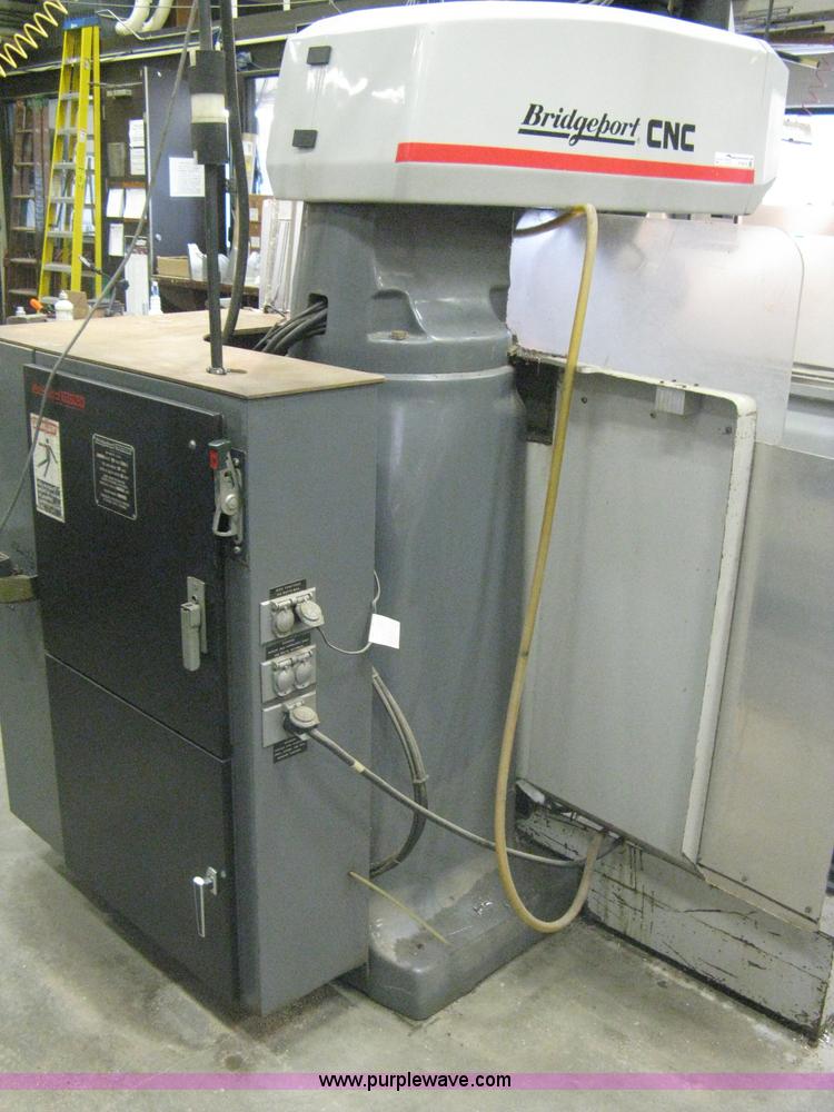 image for item R9519 1984 Bridgeport VMC Series II R2E4 CNC machine