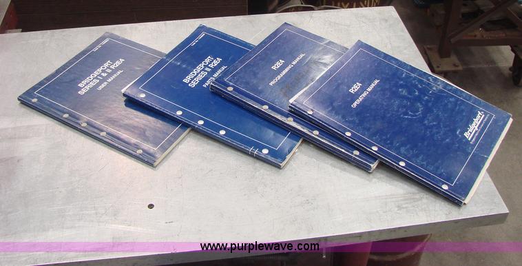 image for item R9519 1984 Bridgeport VMC Series II R2E4 CNC machine