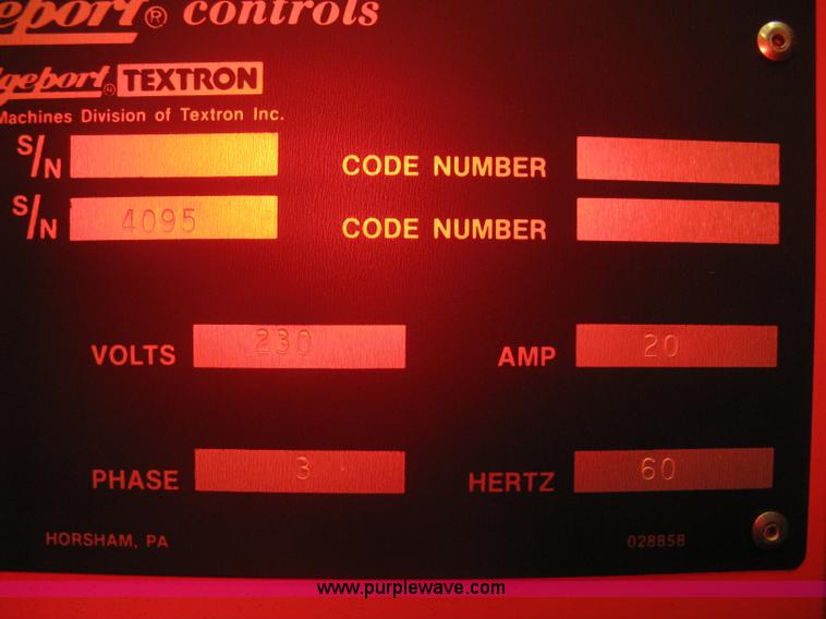 image for item R9519 1984 Bridgeport VMC Series II R2E4 CNC machine