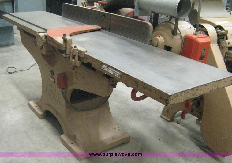 image for item R9520 Crescent 16" jointer