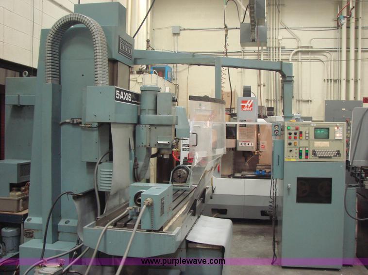image for item R9522 1984 Bostomatic 1000 5-Axis CNC machine