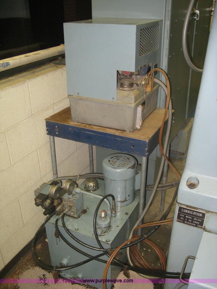 image for item R9522 1984 Bostomatic 1000 5-Axis CNC machine