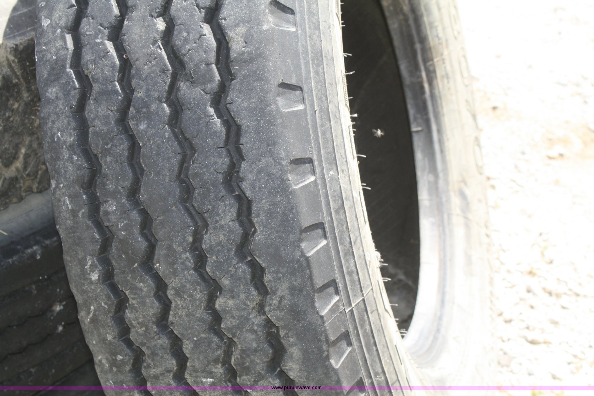Wanli 315/80R22.5 tire in McLouth, KS Item B6759 sold Purple Wave