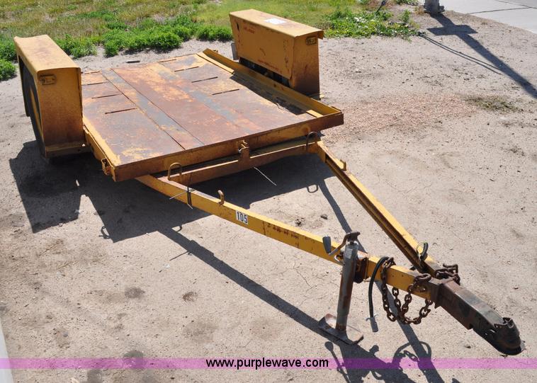 image for item A5910 Utility trailer
