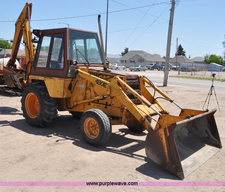 image for item A5914 1986 Case 480E backhoe