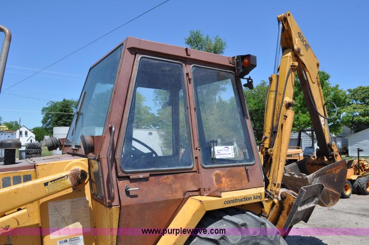 image for item A5914 1986 Case 480E backhoe