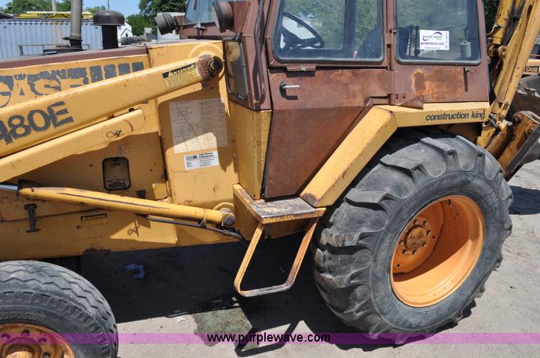 image for item A5914 1986 Case 480E backhoe