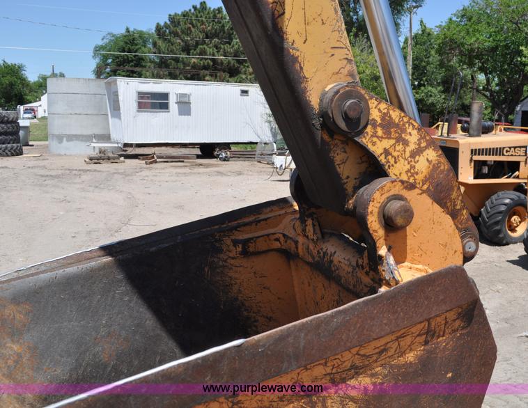 image for item A5914 1986 Case 480E backhoe