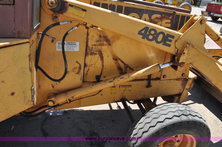image for item A5914 1986 Case 480E backhoe