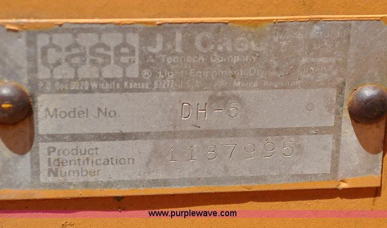 image for item A5916 Case DH5 vibratory plow