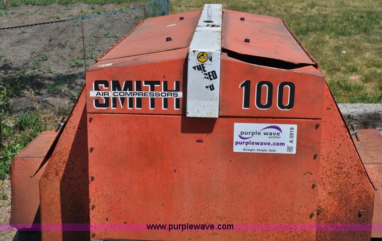 image for item A5919 Smith 100 air compressor